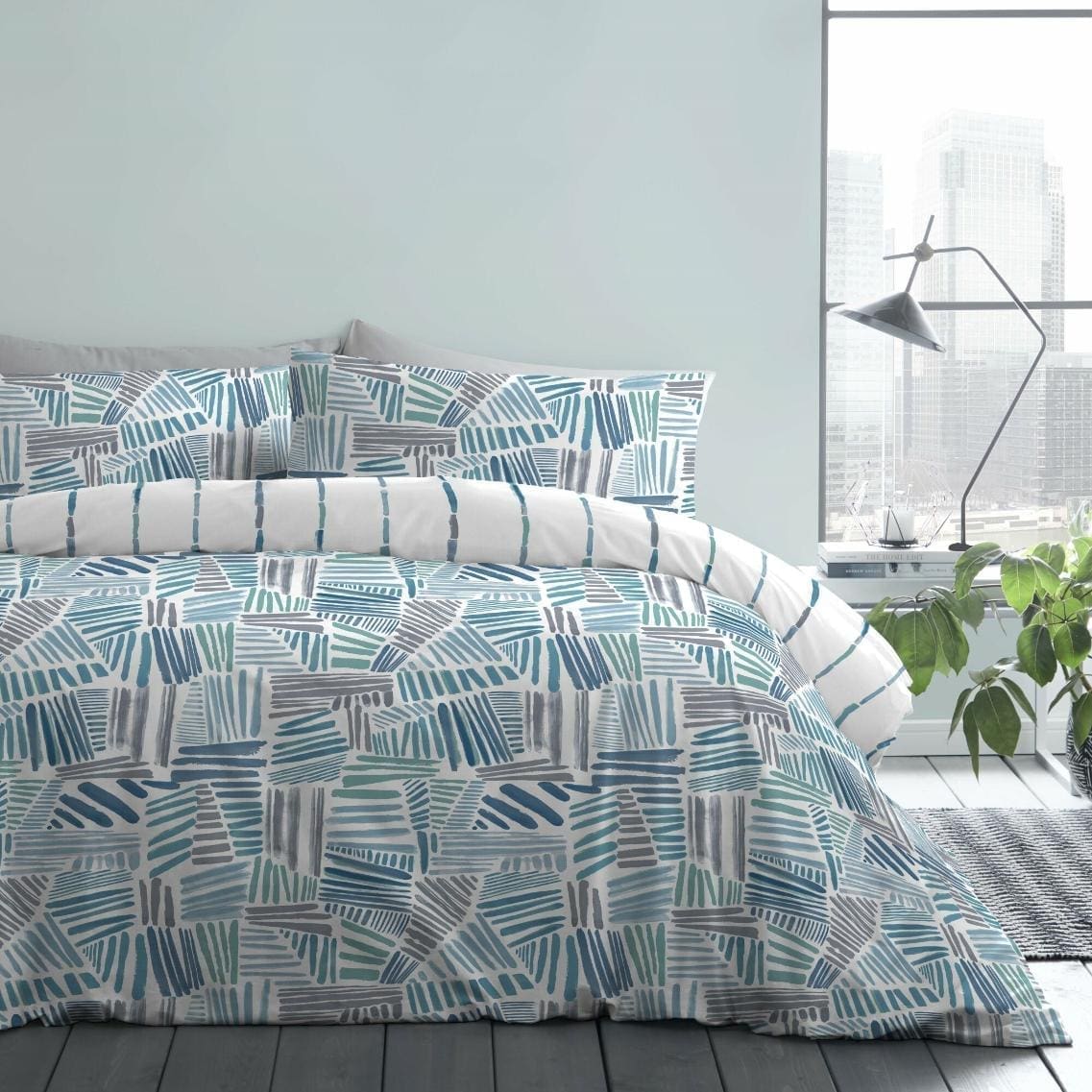 mona blue & white bed set 1990's